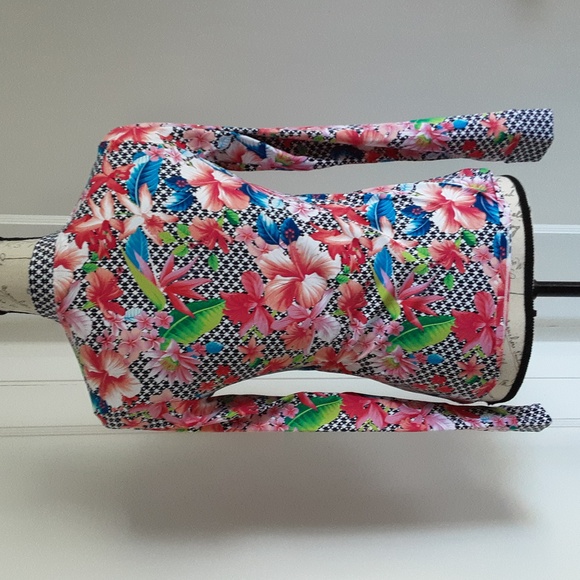 Tommy Bahama womens tropical half zip rash guard top swimwear size S - Picture 4 of 5